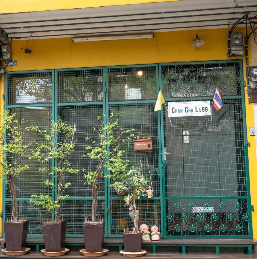 Chan Cha La 99 Hostel Bangkok Exterior photo