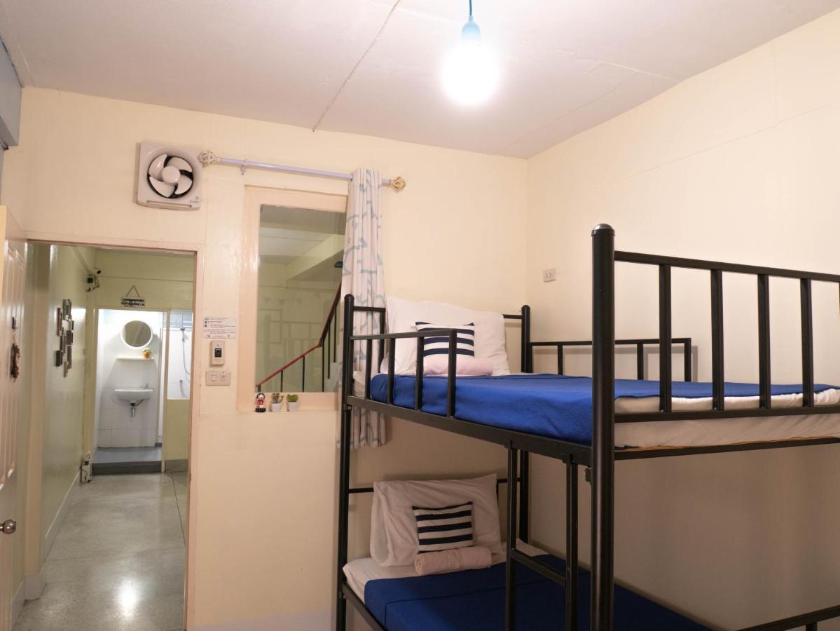 Chan Cha La 99 Hostel Bangkok Exterior photo